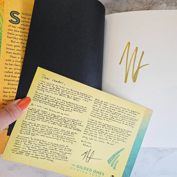 The Gilded Ones by Namina Forna - brand new Owlcrate Special Edition - Picture 2 of 3